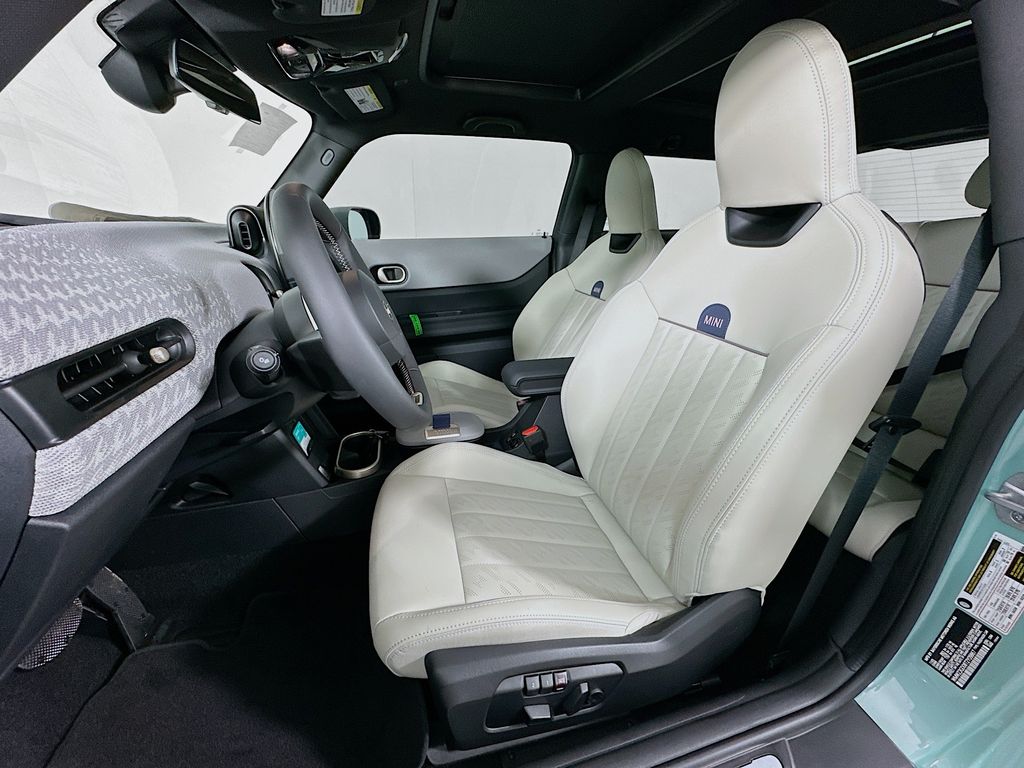 Thumbnail: 2026 MINI Cooper - 16