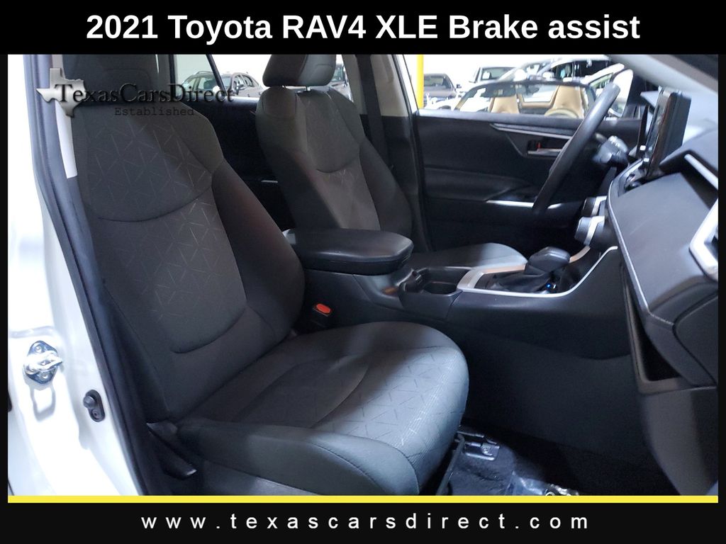 2021 Toyota RAV4 XLE 13