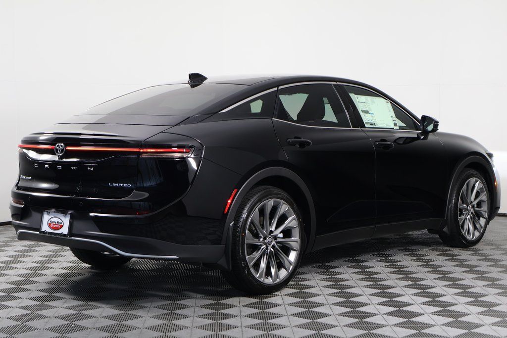 Thumbnail: 2026 Toyota Crown - 2