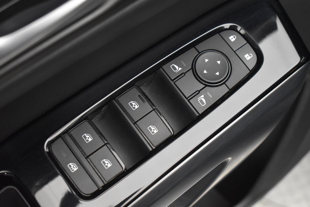Thumbnail: 2025 Nissan Pathfinder - 11