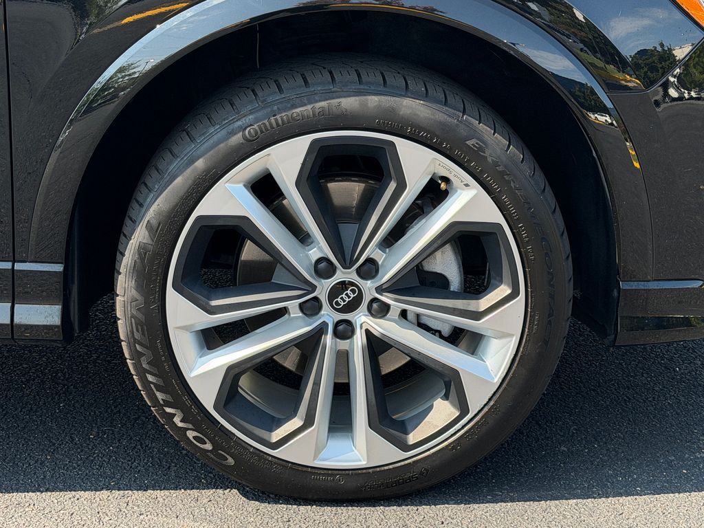 Thumbnail: 2021 Audi Q3 - 7