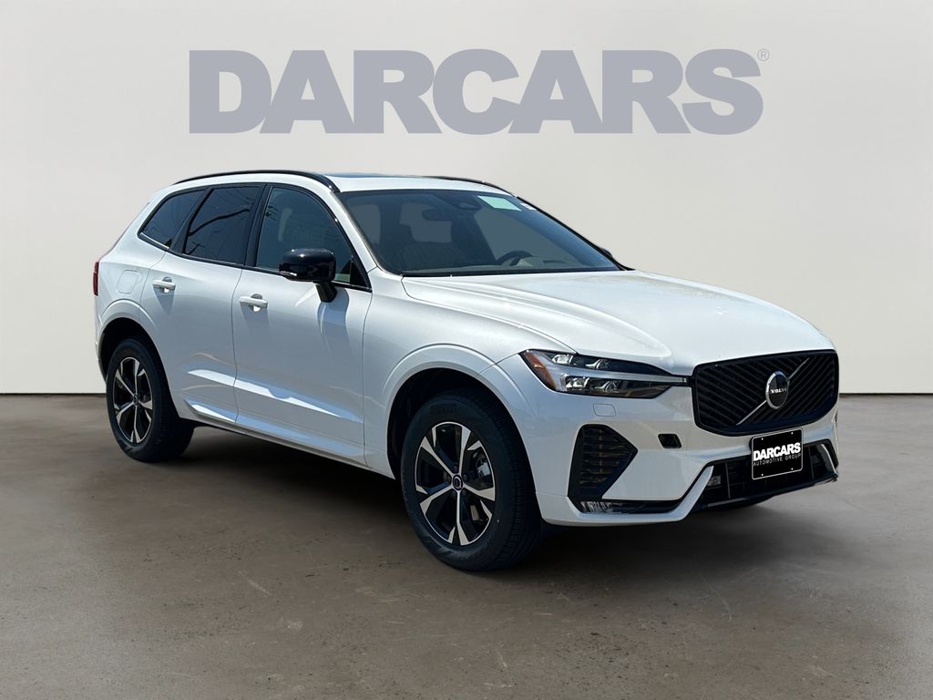 Crystal White Metallic 2026 Volvo XC60 B5 Core AWD SUV / Crossover All-Wheel Drive Automatic