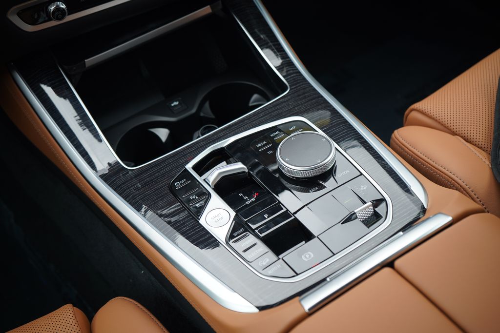 Thumbnail: 2026 BMW X5 - 16