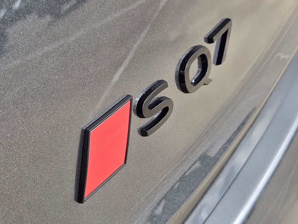 new 2026 Audi SQ7 car, priced at $102,645