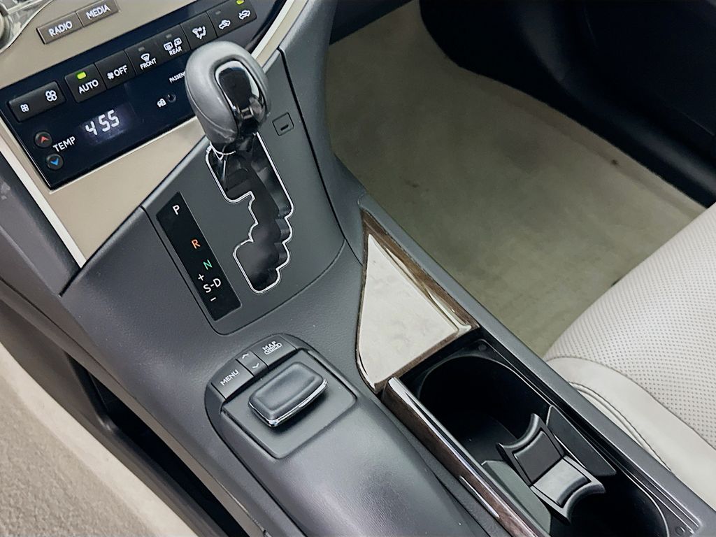 Thumbnail: 2015 Lexus RX - 17