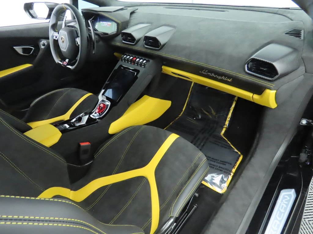 2024 Lamborghini Huracan Tecnica 18