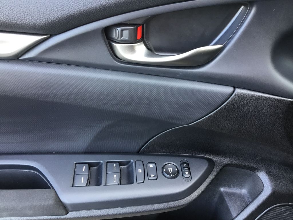 Thumbnail: 2019 Honda Civic - 18