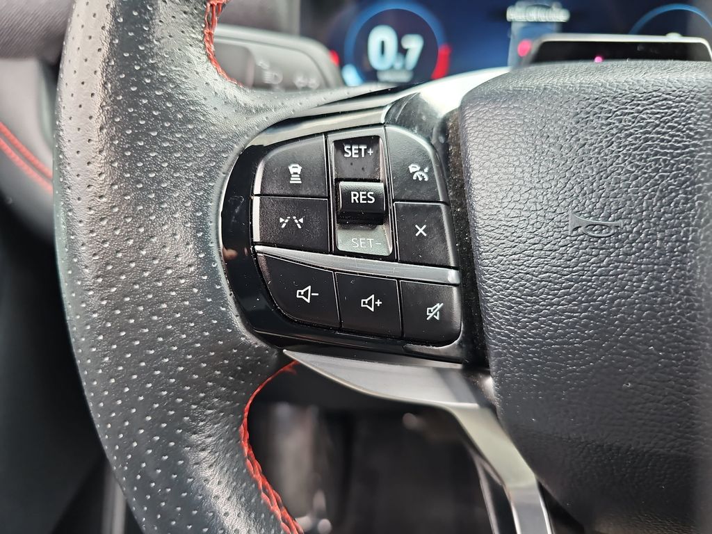 Used 2025 Ford Explorer SUV
