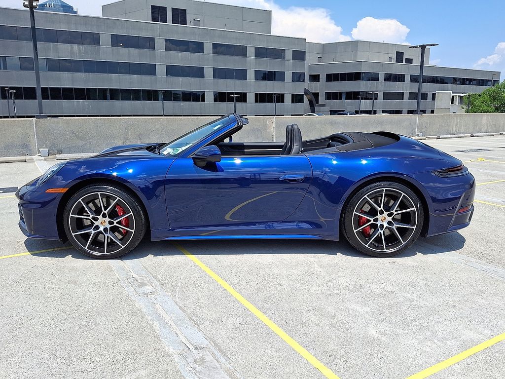 Thumbnail: 2025 Porsche 911 - 11