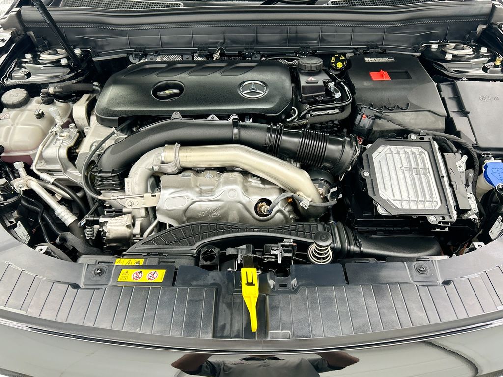 Thumbnail: 2025 Mercedes-Benz GLB - 27