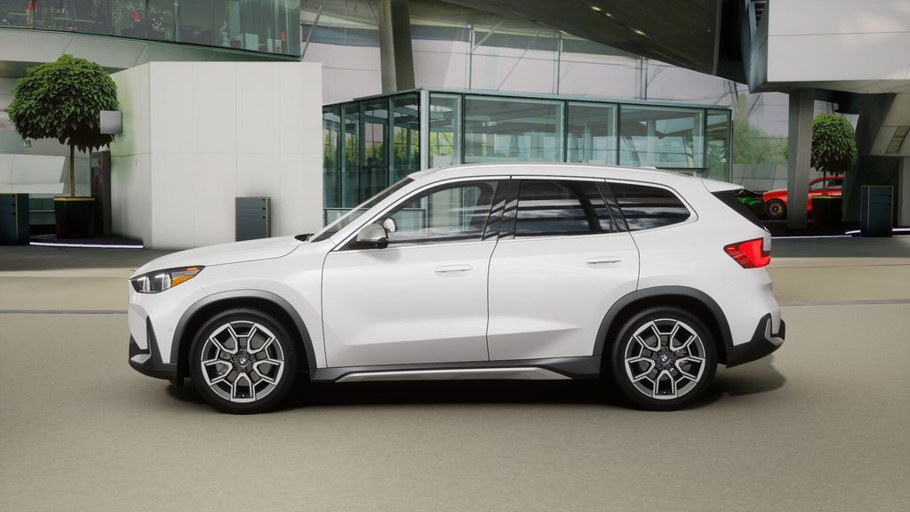 2025 BMW X1 xDrive28i 29