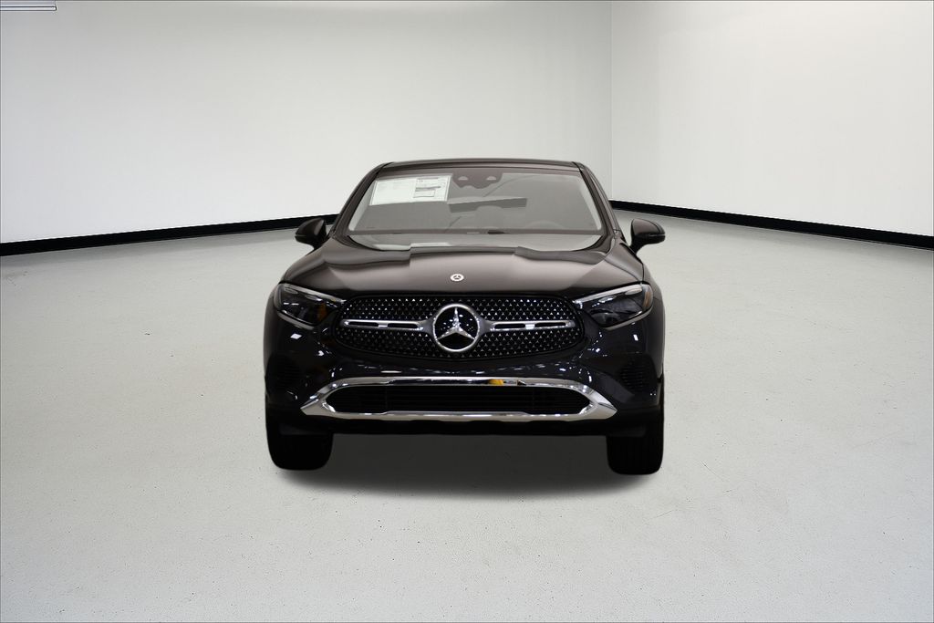 Thumbnail: 2025 Mercedes-Benz GLC - 8