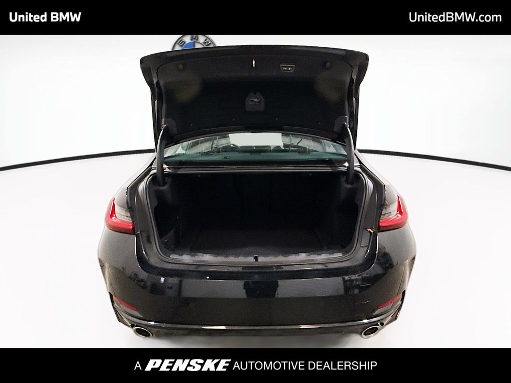 Thumbnail: 2025 BMW 3 Series - 14