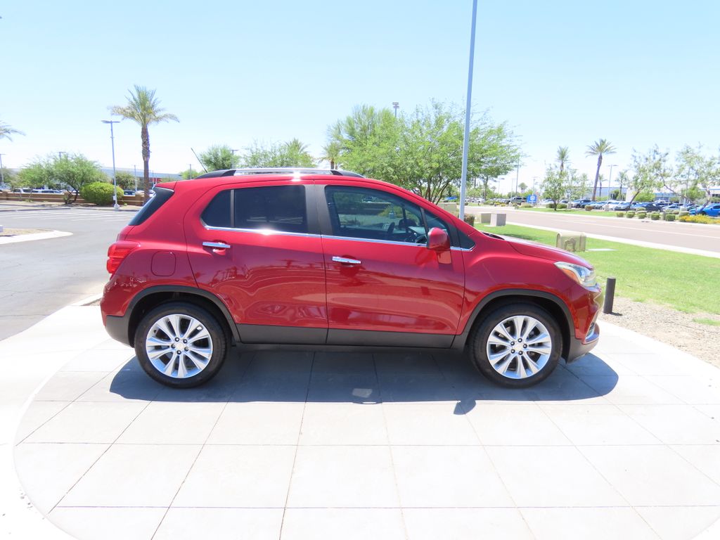 Thumbnail: 2019 Chevrolet Trax - 4