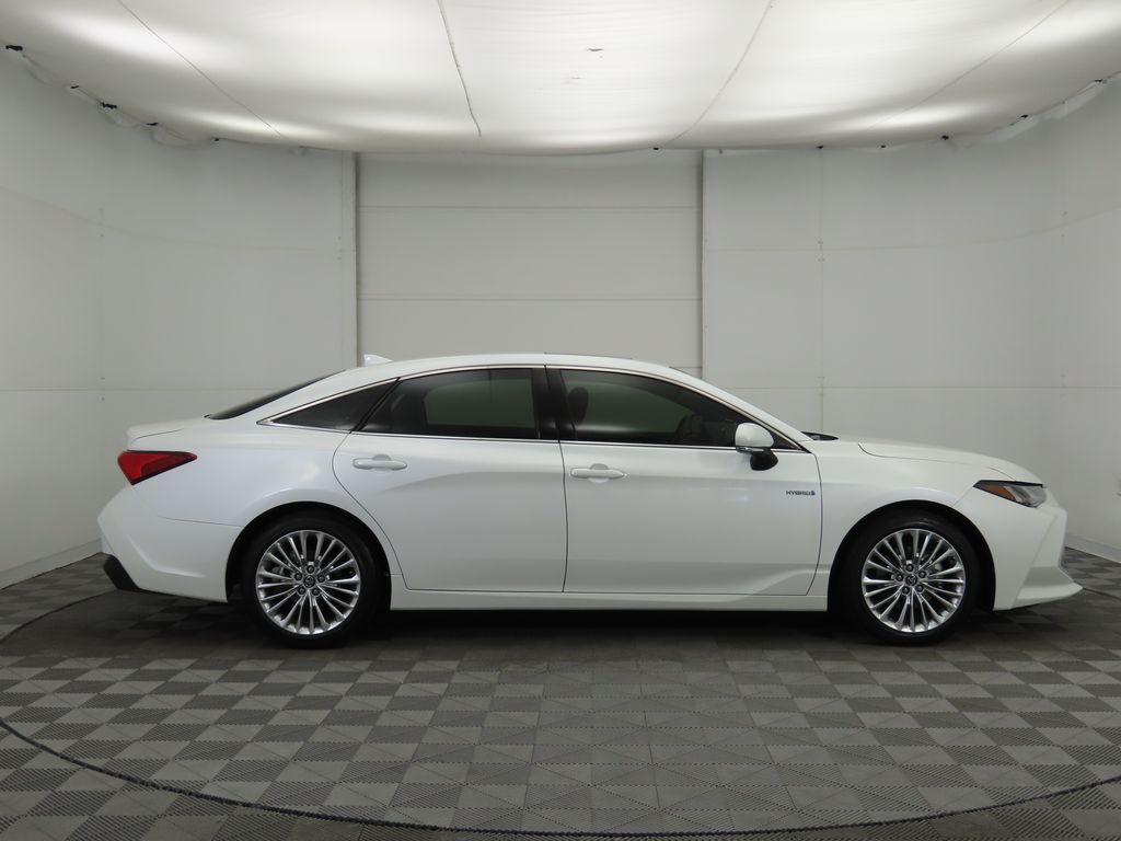 2020 Toyota Avalon Limited 4