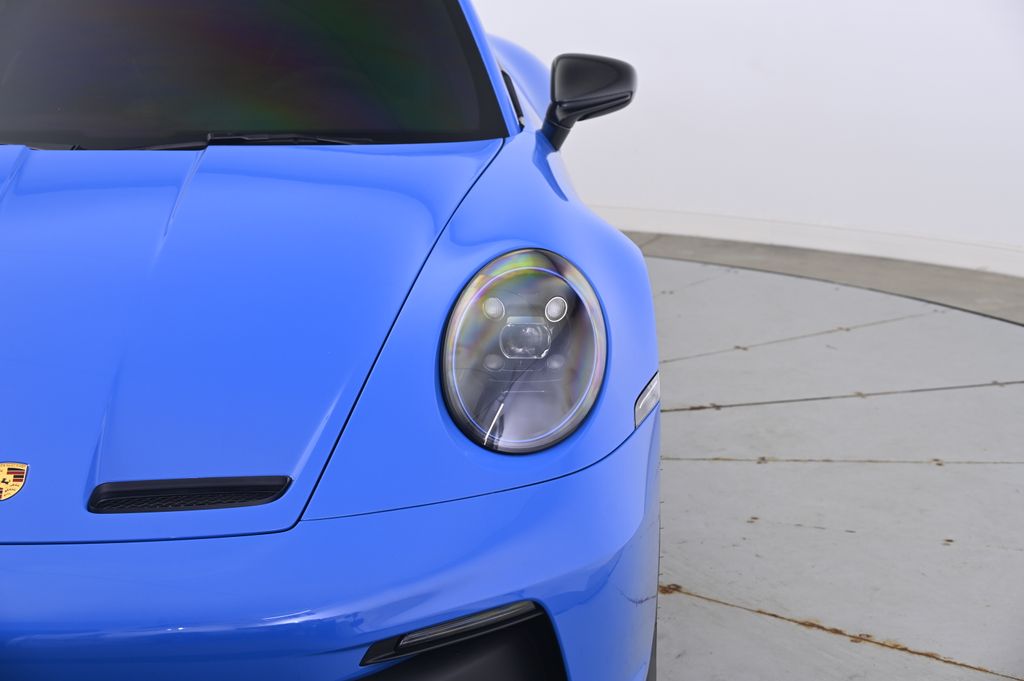 2022 Porsche 911 GT3 12
