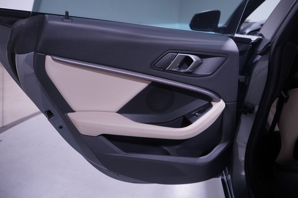 Thumbnail: 2022 BMW 2 Series - 15