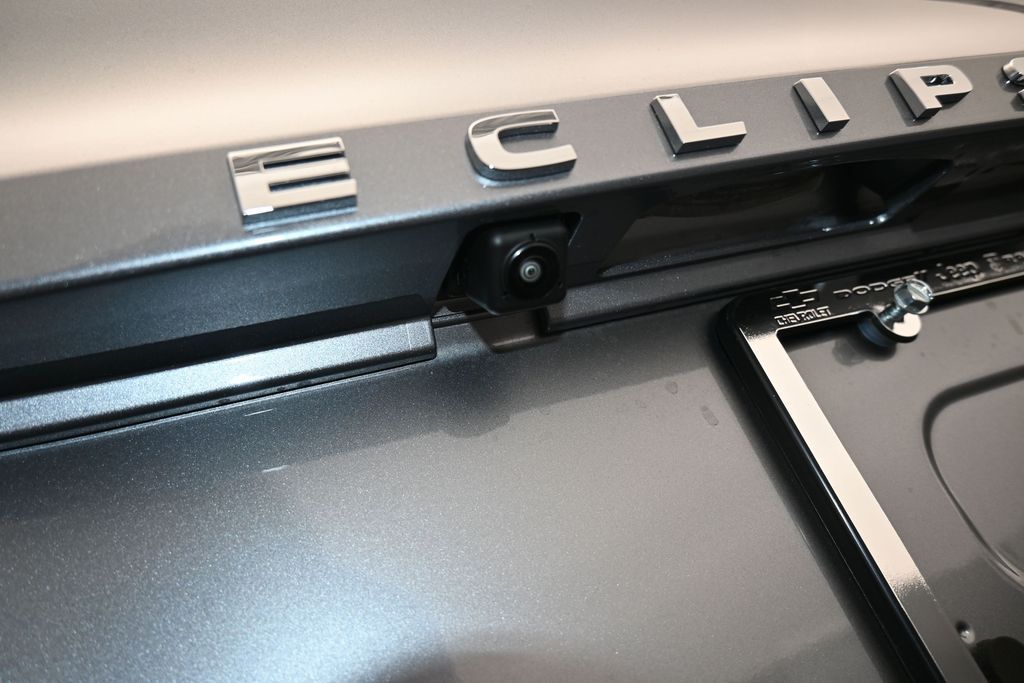 New 2026 Gray Mitsubishi SEL image 40