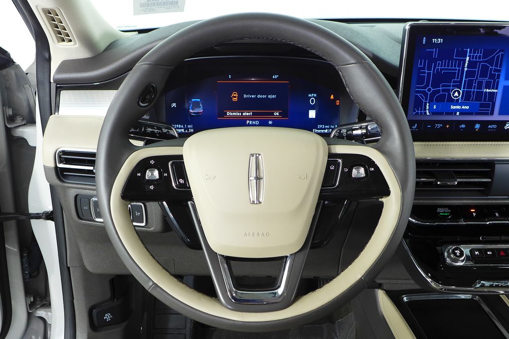 2023 Lincoln Corsair Standard 25