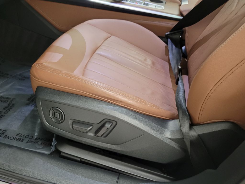 Thumbnail: 2022 Audi A6 - 25