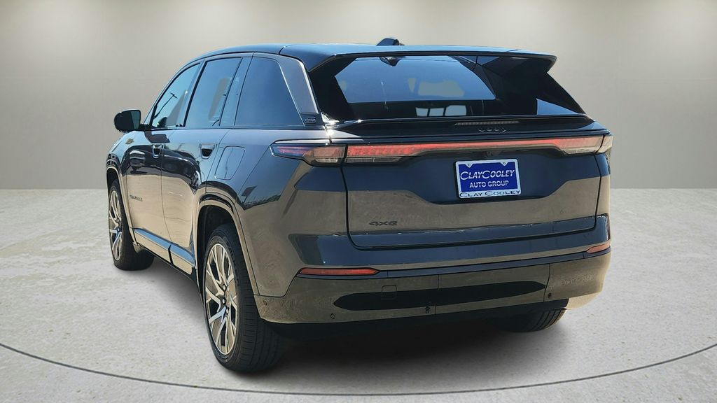 2025 Jeep Wagoneer S