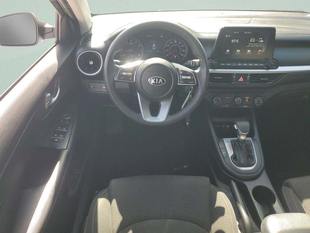 Used 2020 Silver Kia LXS image 12