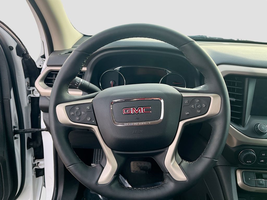 2023 GMC Acadia Denali - Photo 11