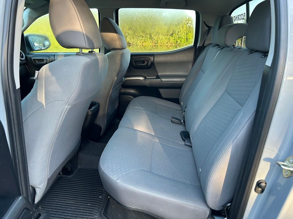 Thumbnail: 2021 Toyota Tacoma - 13