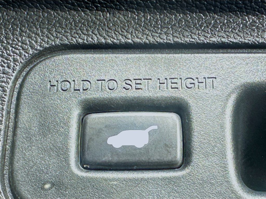 Used Car 2023 Honda Odyssey  Touring For Sale Under $35,000 In Austin, Texas