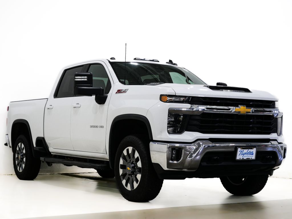 Summit White 2024 Chevrolet Silverado 3500HD LT Crew Cab 4WD Pickup Truck Four-Wheel Drive Automatic
