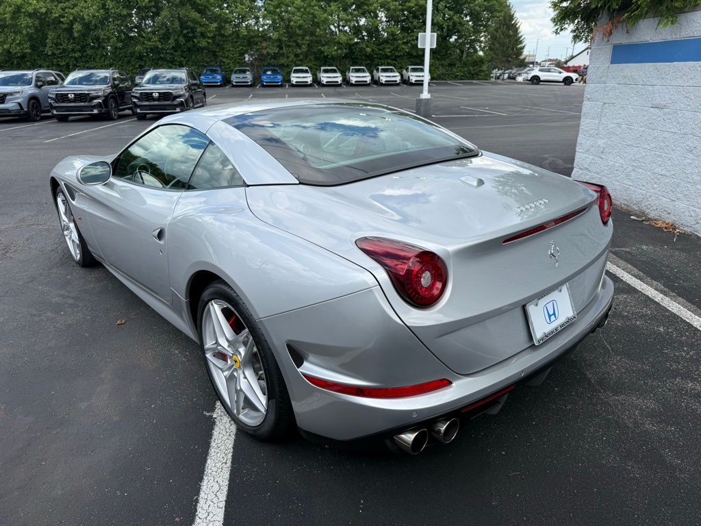 Thumbnail: 2017 Ferrari California - 16