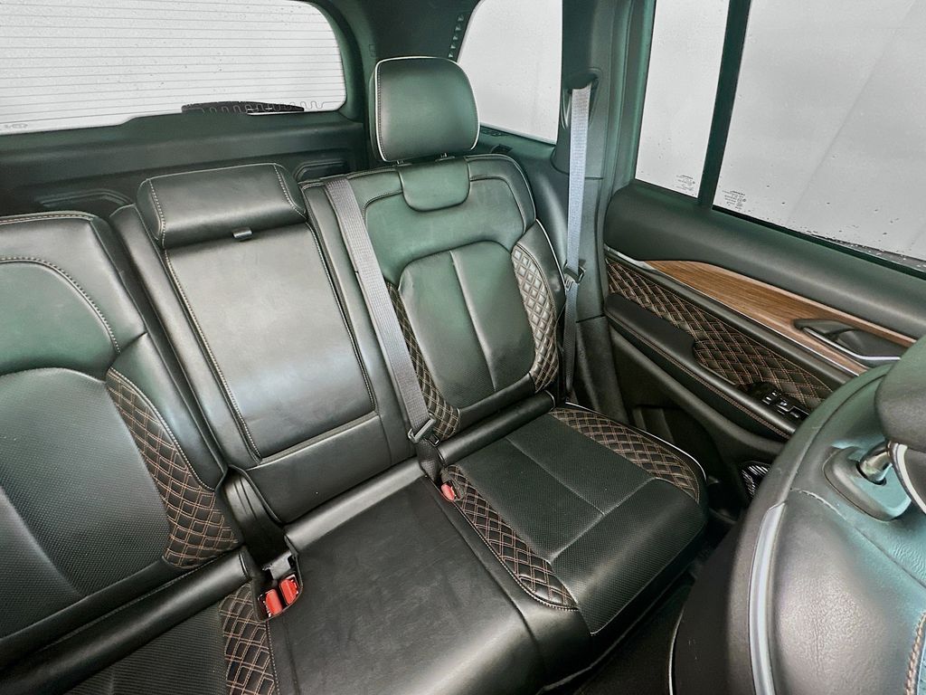 Used 2022 Gray Jeep Summit 4xe image 14