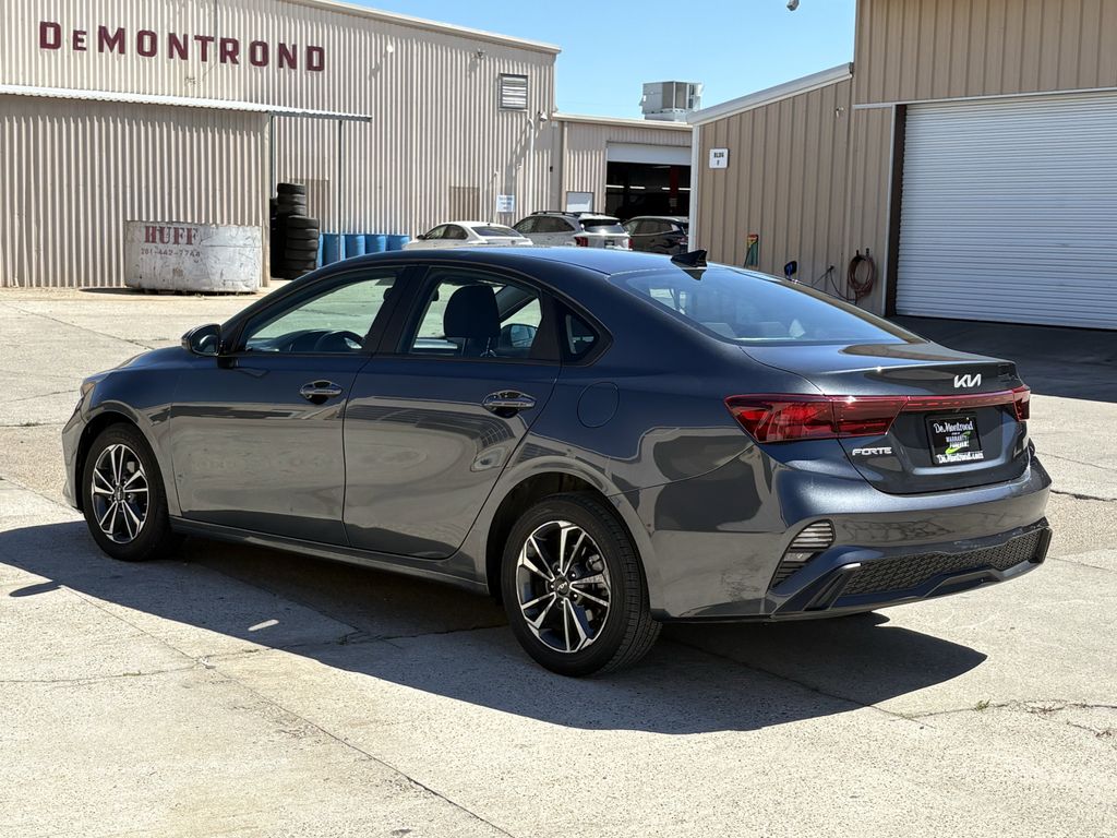 2024 Kia Forte LXS - 6