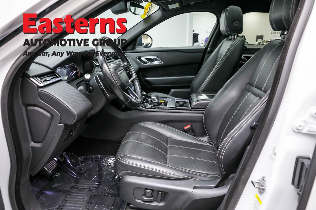 Used 2021 White Land Rover P250 R-Dynamic S image 14