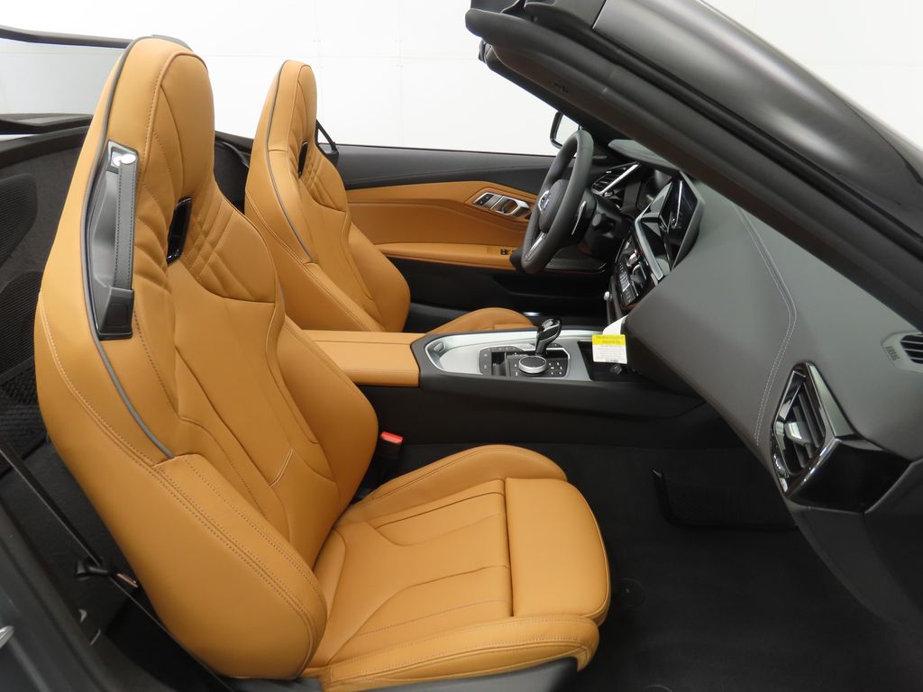Thumbnail: 2026 BMW Z4 - 28