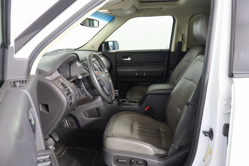 Thumbnail: 2018 Ford Flex - 8