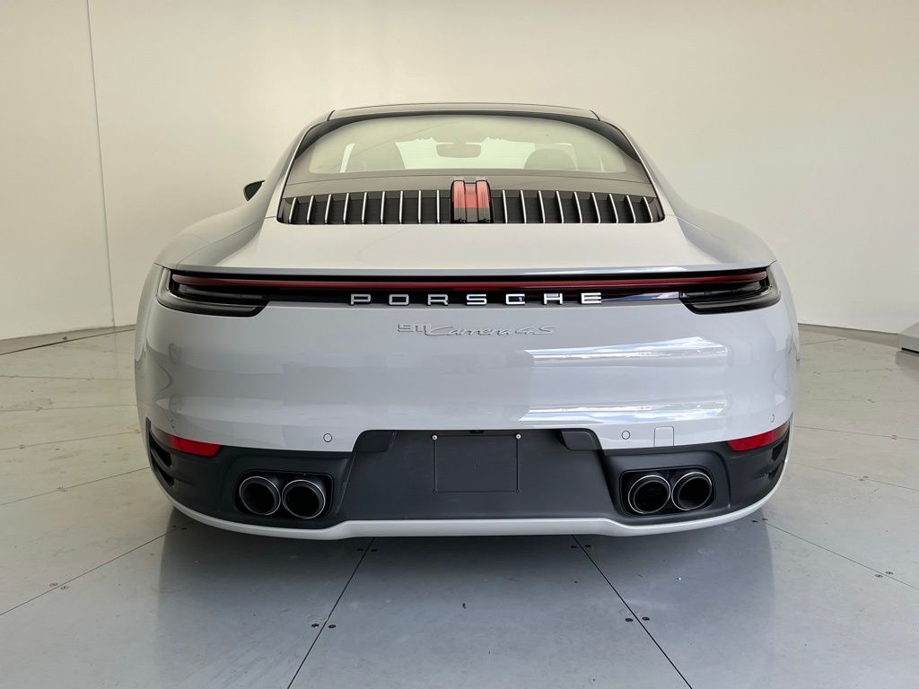 Thumbnail: 2024 Porsche 911 - 21