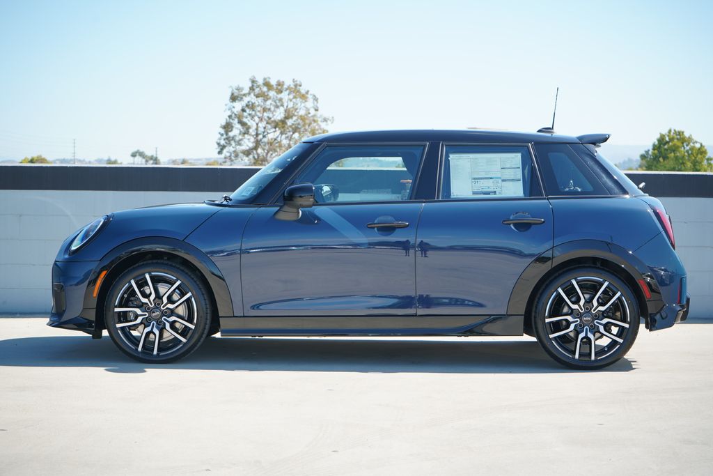 Thumbnail: 2027 MINI Cooper - 3