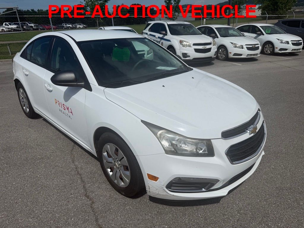 Summit White 2015 Chevrolet Cruze Sedan Front-Wheel Drive 6-Speed Automatic Overdrive