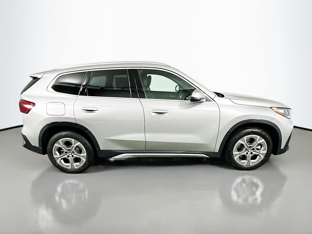 Thumbnail: 2026 BMW X1 - 4