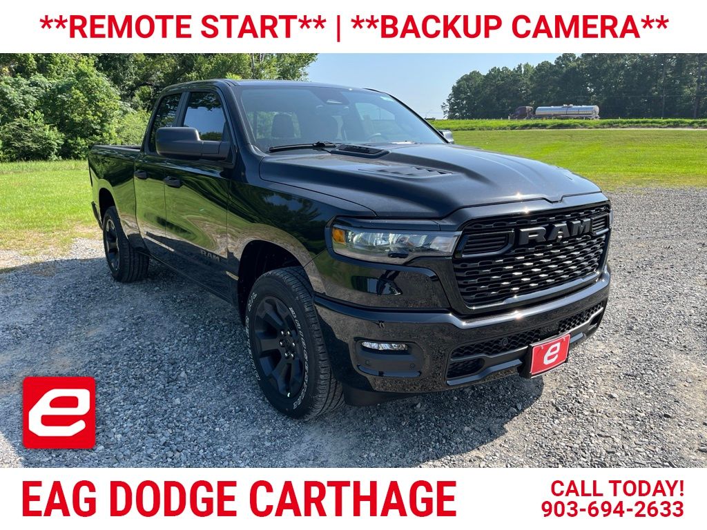 Diamond Black Crystal Pearlcoat 2026 RAM 1500 Pickup Truck Four-Wheel Drive 8-Speed Automatic