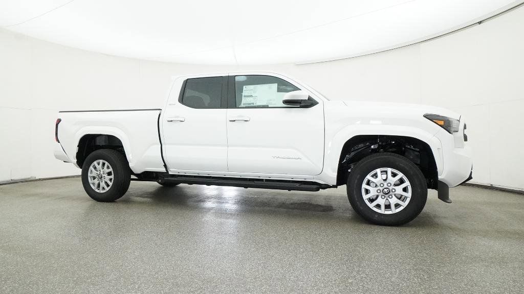 Thumbnail: 2025 Toyota Tacoma - 25