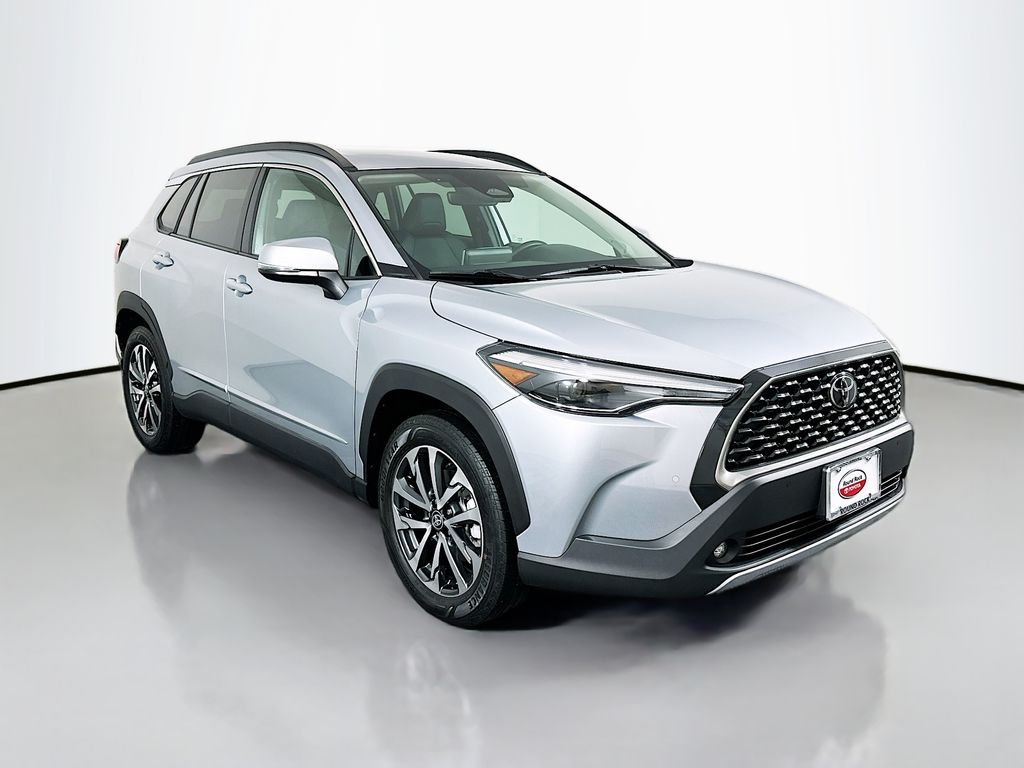 Thumbnail: 2023 Toyota Corolla Cross - 3