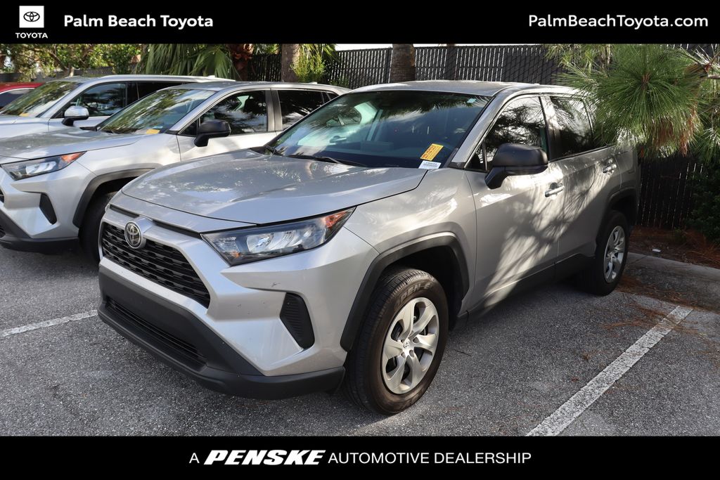 2022 Toyota RAV4 LE -
                West Palm Beach, FL