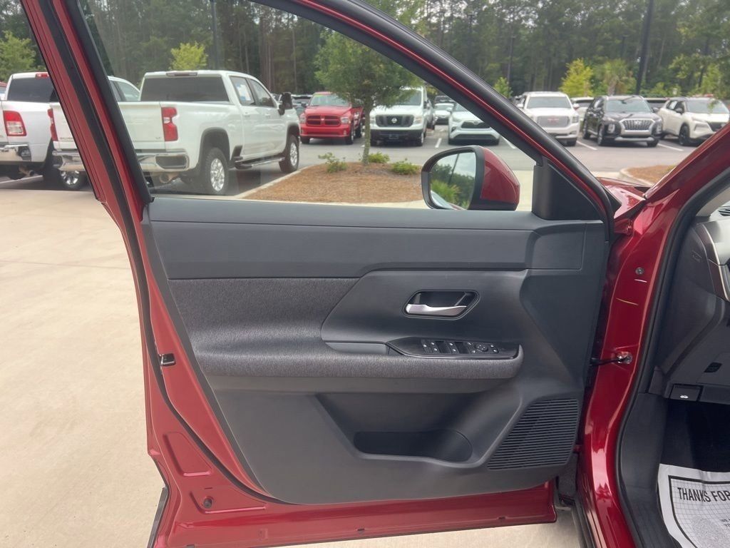 2025 Scarlet Ember Tintcoat Nissan Kicks SV FWD SUV