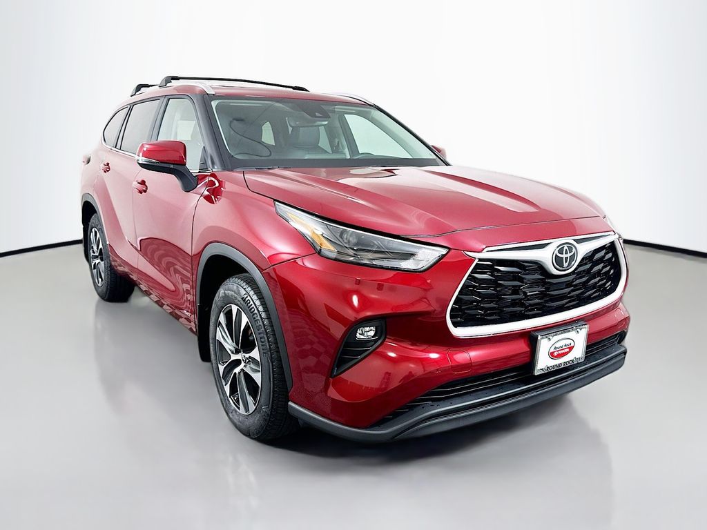 Thumbnail: 2026 Toyota Highlander - 3