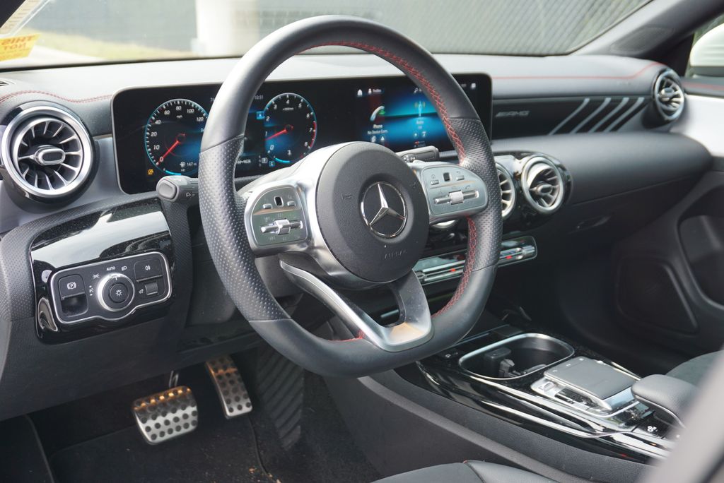 Thumbnail: 2020 Mercedes-Benz CLA - 10