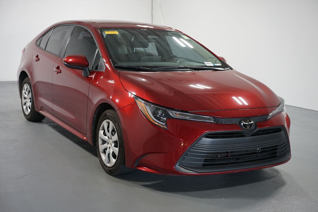 Thumbnail: 2024 Toyota Corolla - 3
