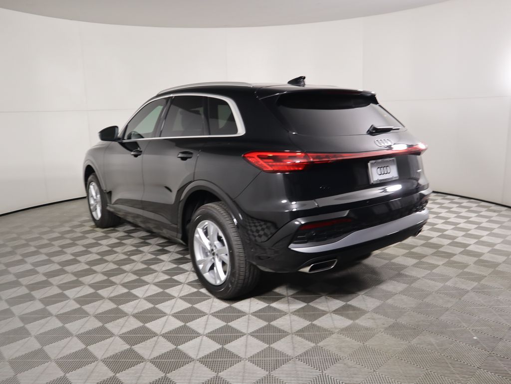 Thumbnail: 2025 Audi Q5 - 8