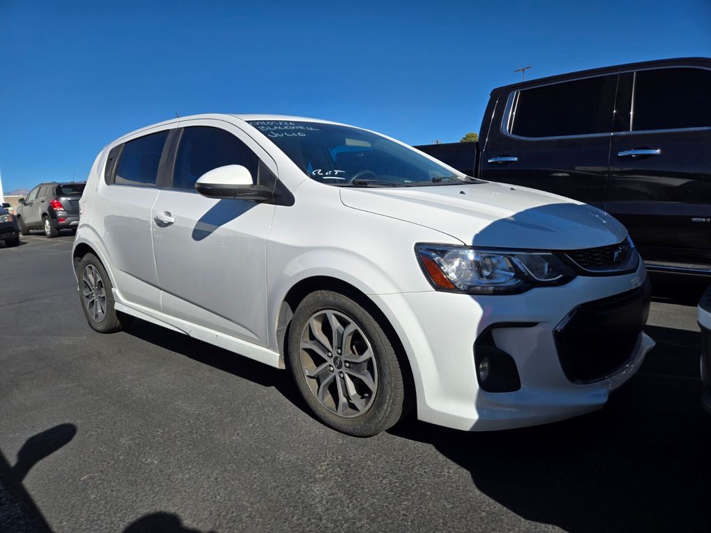 2020 Chevrolet Sonic LT Hatchback FWD